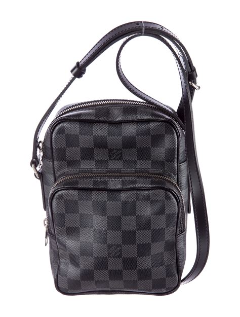 louis vuitton cross body mens